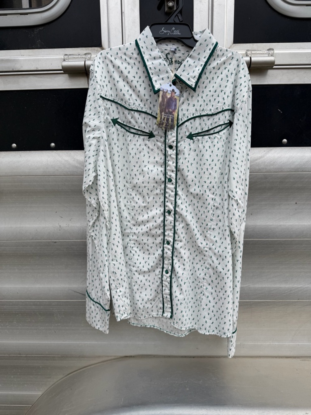 Sherry Cervi by Resistol ladies button down shirt